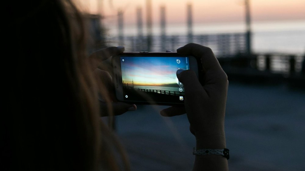 マッチングアプリ 顔写真 載せたくない