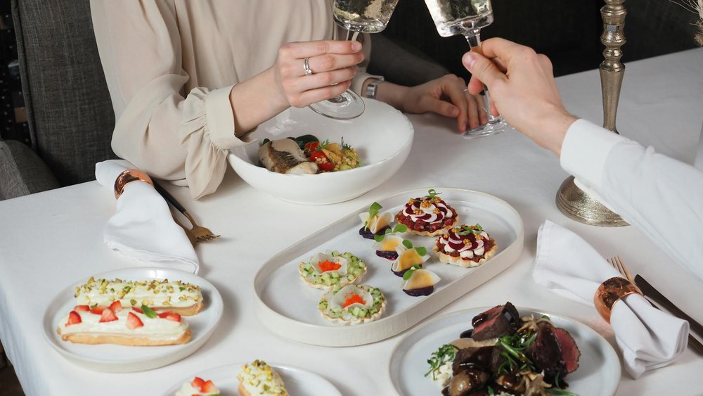 マッチングアプリ 年収 フィルタ